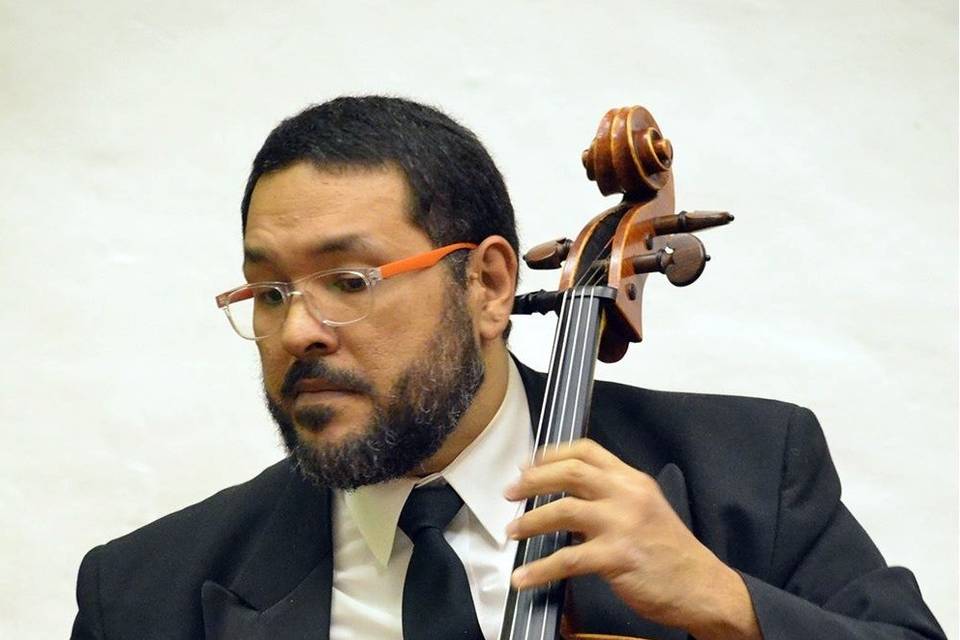 Ronald Chirinos, violoncello