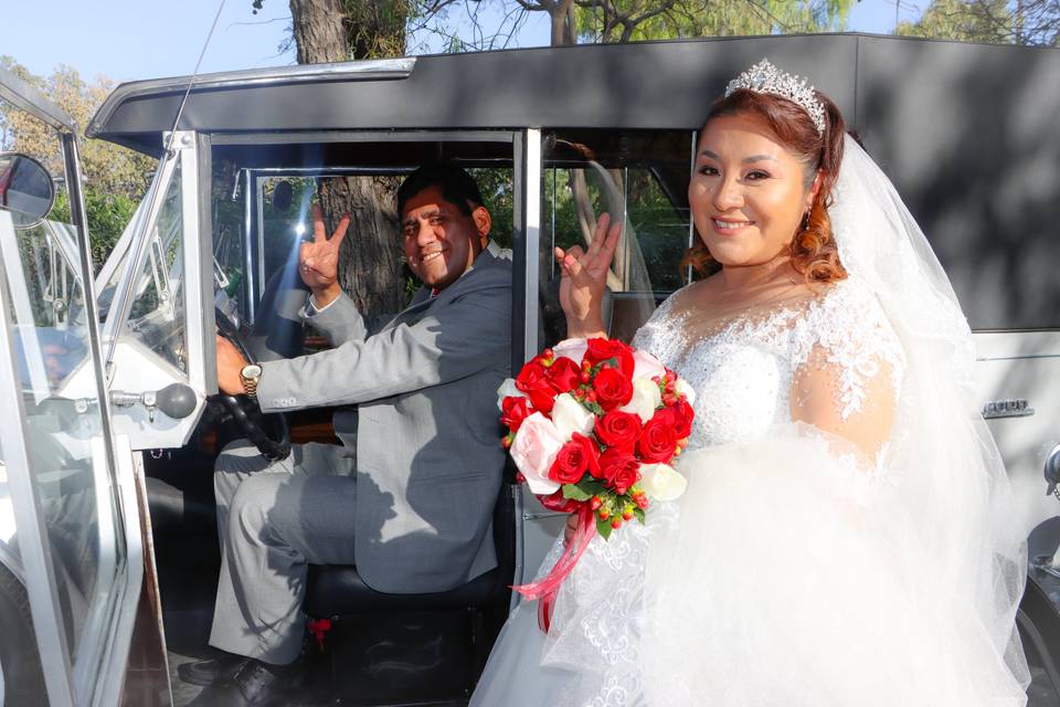 Auto de bodas