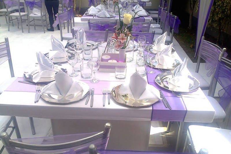 La mesa de los invitados