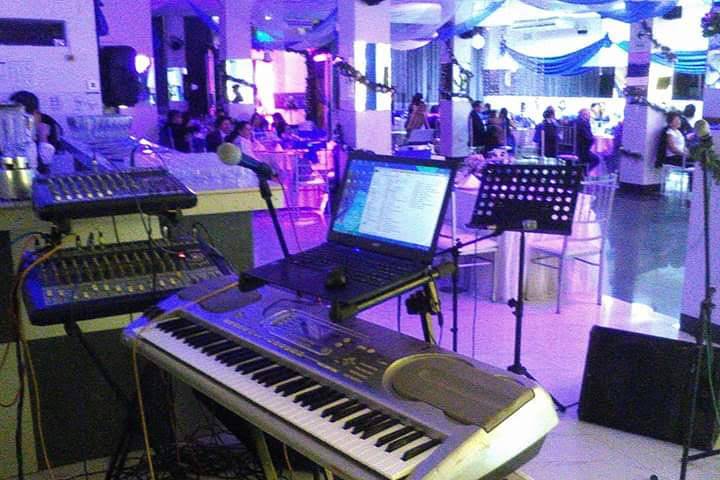 EQUIPO DE SONIDO PARA ORQUESTA